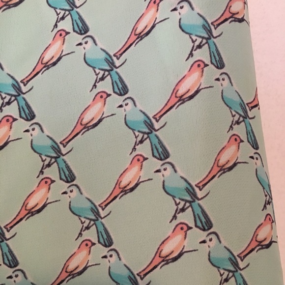 LC Lauren Conrad XS Racer Back Lt. Green Bird Tank - Picture 3 of 8